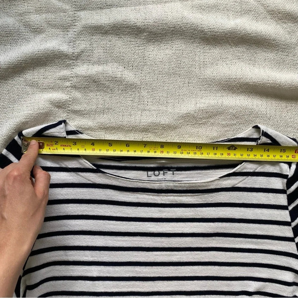LOFT Striped Coastal Navy and Cream Boatneck 3/4 Sleeve Knit  Sweater Top Size L - Picture 12 of 14